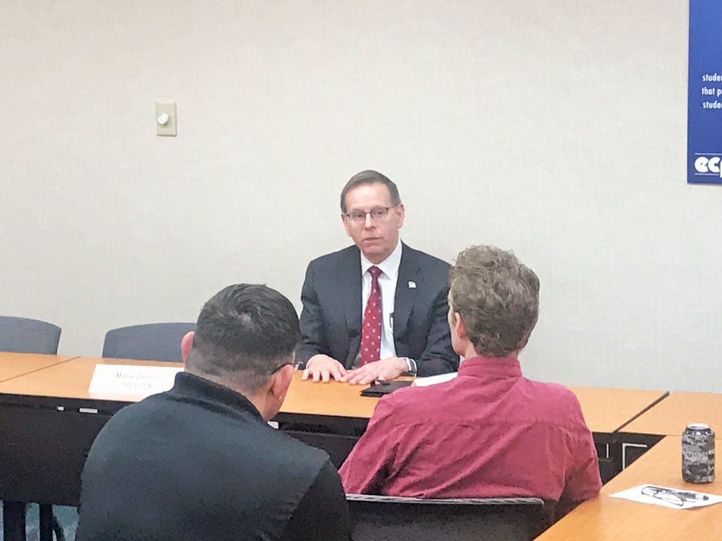 VA Under Secretary Visits Campus